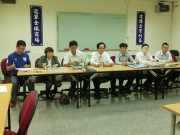 102/6/11楷模經紀人員組選拔