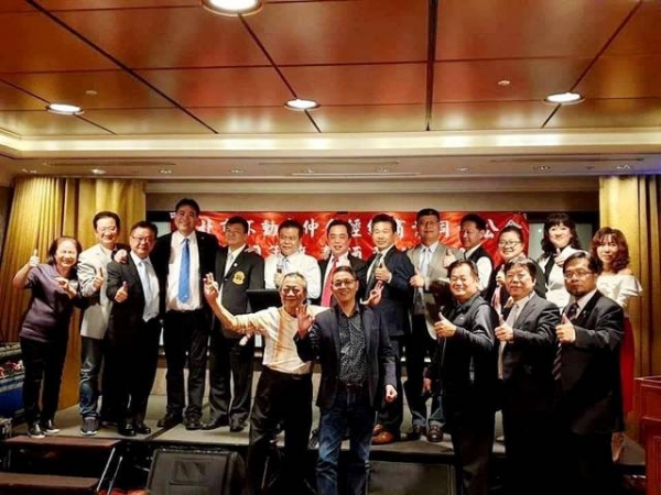 109年02月14日新北市不動產仲介公會於新莊翰品酒店舉行長期聯誼春酒敘舊活動