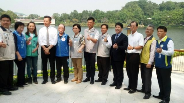 107年11月6日上午新竹市政府於青草湖公園(停車場斜對面)舉辦啟用典禮，本會李副理事長天保出席