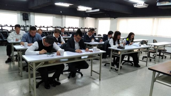 108年04月02日本會第九屆第五次理監事會議於教育訓練室召開,黃理事長兆堂出席, 理監事積極參加