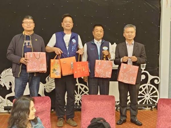 111年03月31日桃園公會理監事團隊竹來訪餐敘