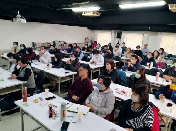  113年3月15日本會特邀林夏陞律師於教育訓練室舉辦「房地產買賣常見爭議及風險」